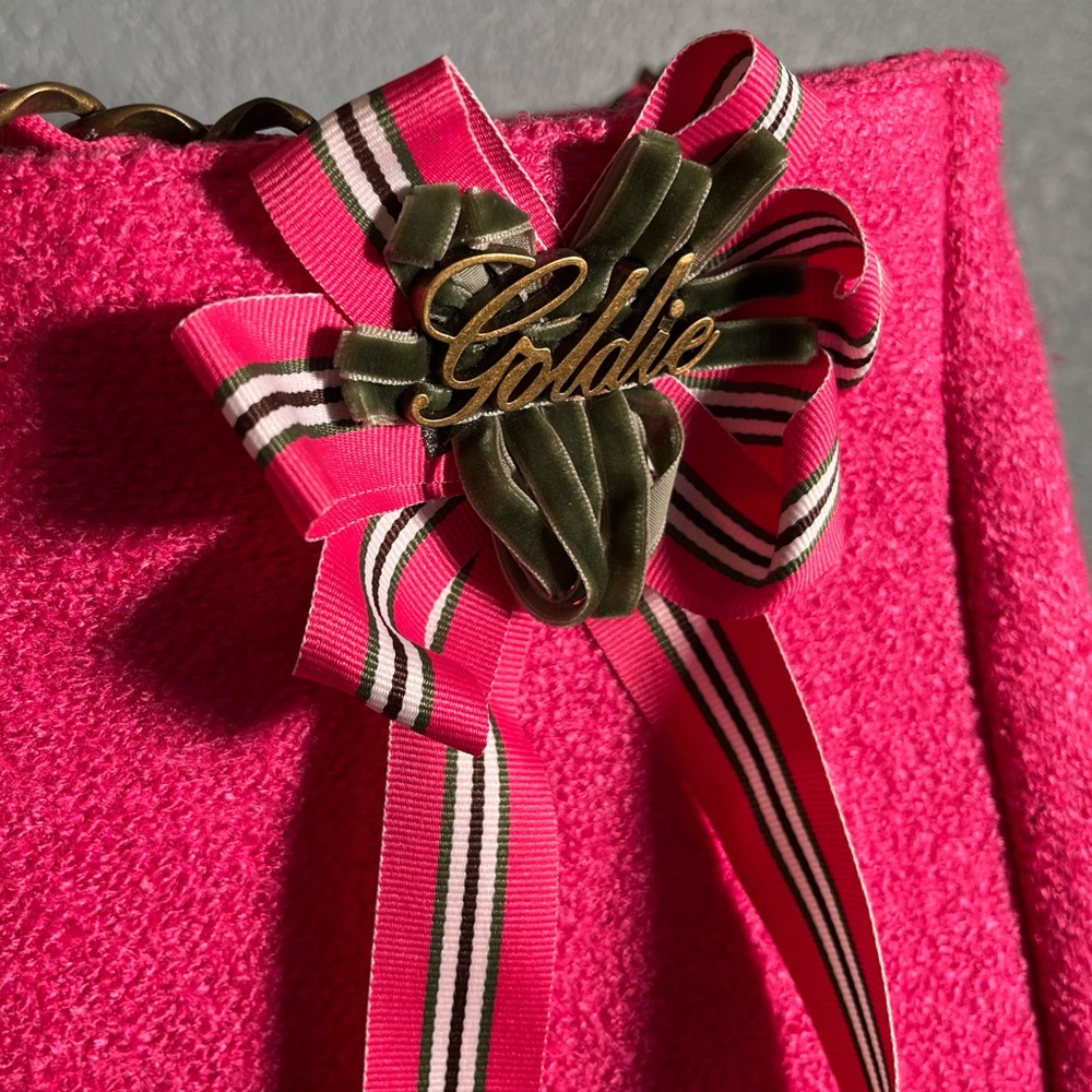 Limited Edition Hot Pink Goldie Bag by Bath & Body Works - Picture 11 of 16